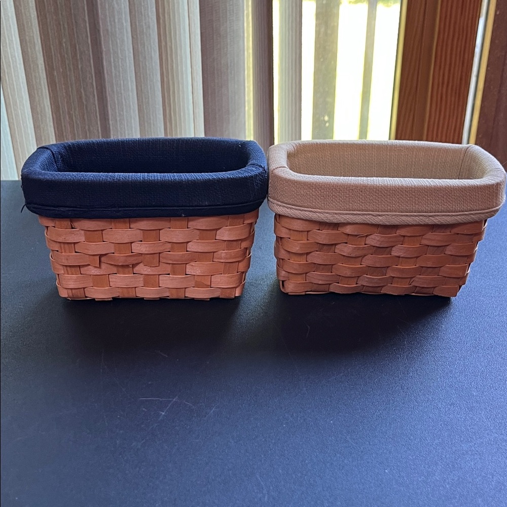Set of Two Small Woven Baskets with Liners